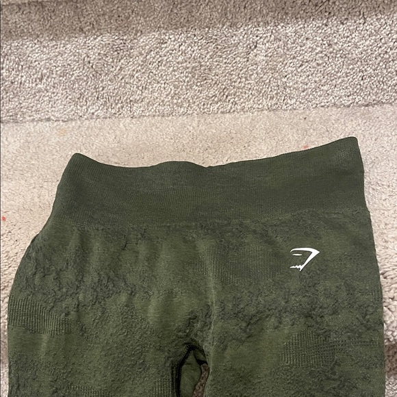 Gymshark Dark Green Leggings - Picture 2 of 2